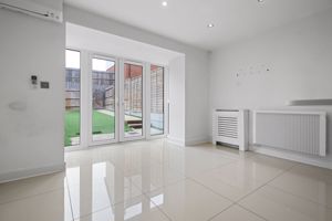 Photo 16- click for photo gallery